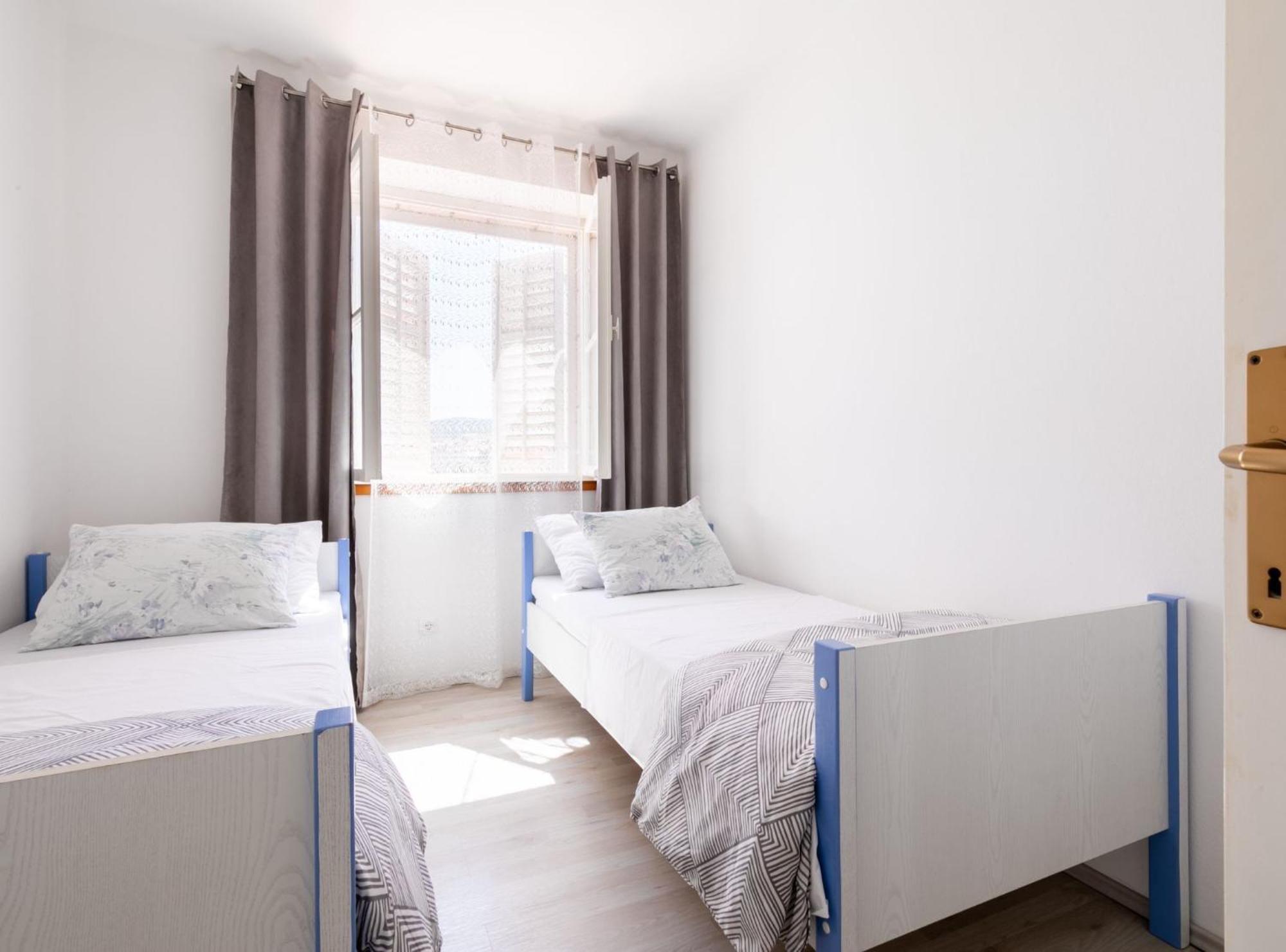 Seaside Apartment Franica Vela Luka Extérieur photo