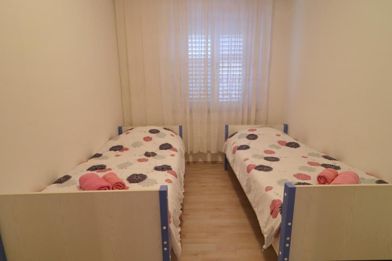 Seaside Apartment Franica Vela Luka Extérieur photo